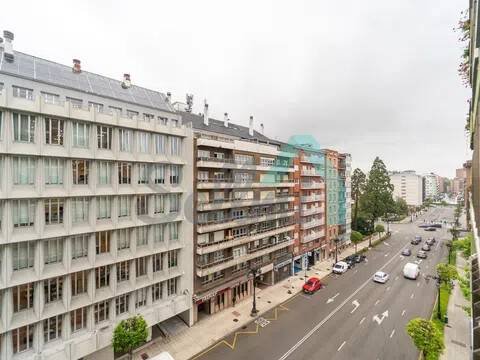 Piso de 107 m² en Oviedo