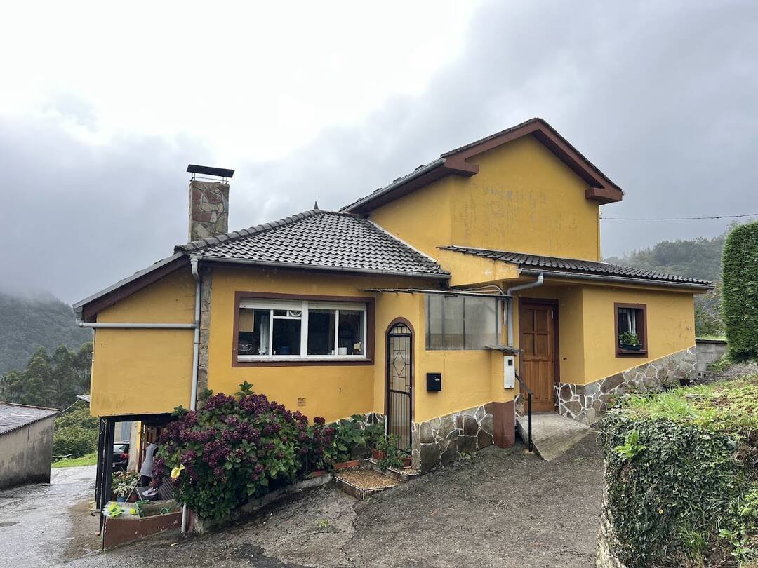Casa de 149 m² en Valdés