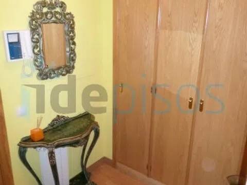 Piso de 60 m² en Santander