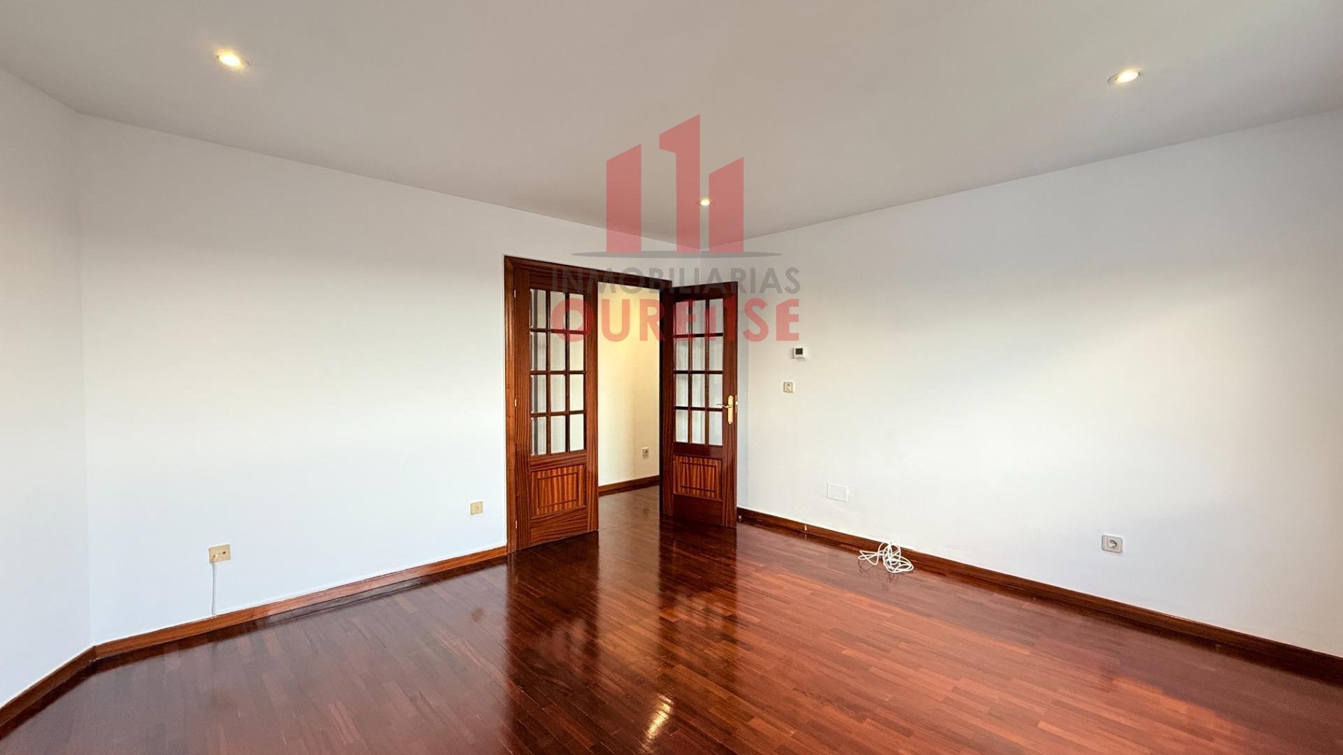 Appartement 82 m² à Ourense