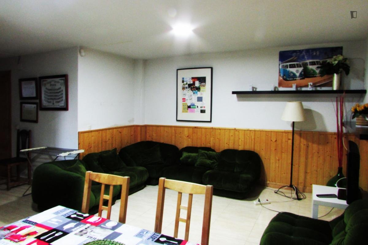 Habitació de lloguer, Colmenarejo