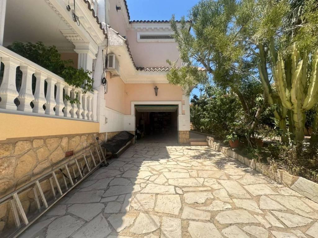 Casa de 306 m² en Alfaz del Pi