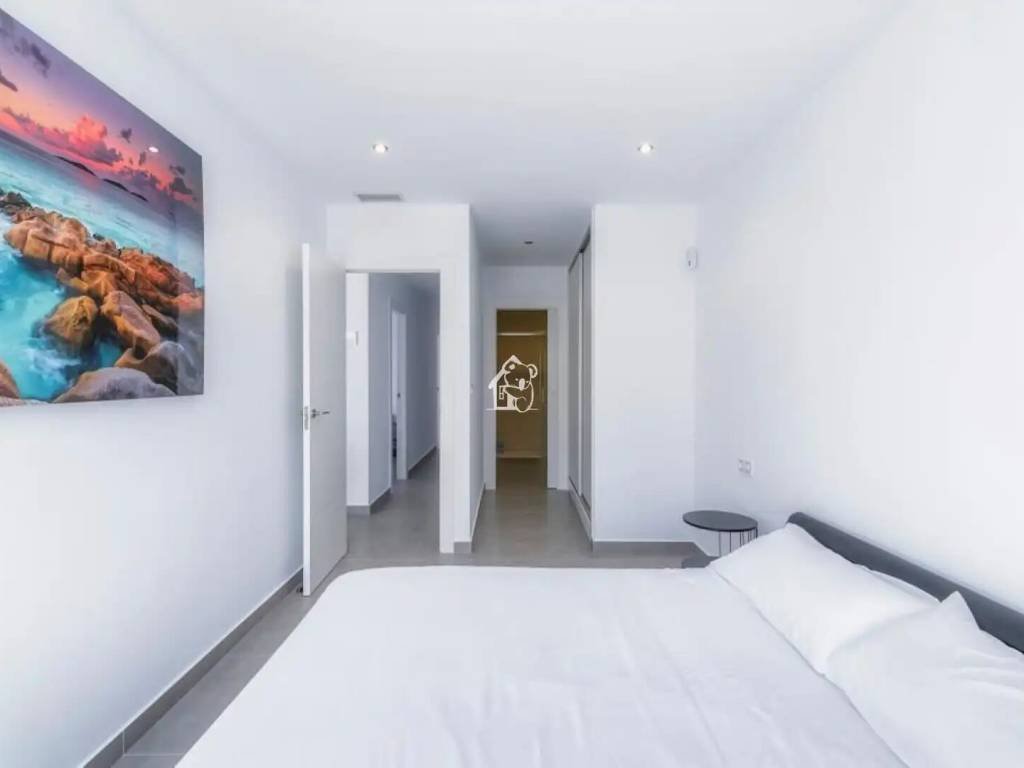 Casa de 400 m² en Los Montesinos