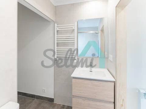 Piso de 51 m² en Oviedo