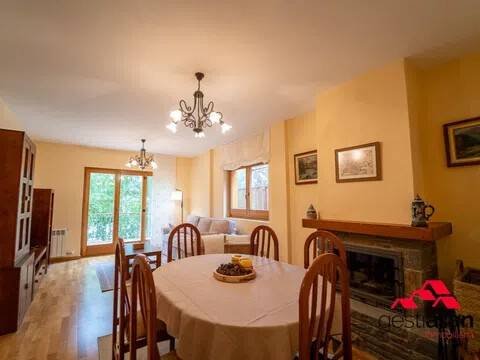 Piso de 70 m² en Es Bòrdes