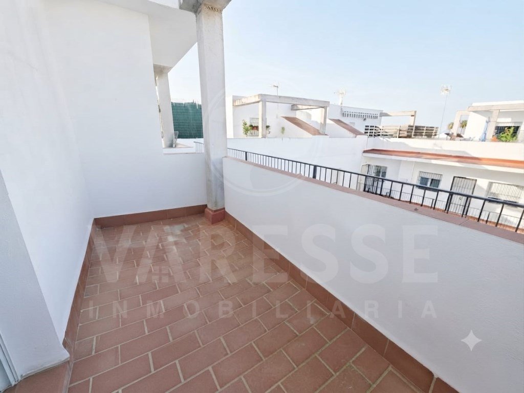 Piso de 74 m² en Aznalcázar