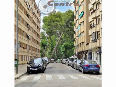 Piso de 100 m² en Albacete
