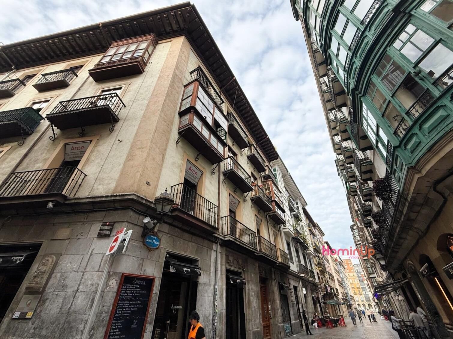 Piso de 237 m² en Bilbao