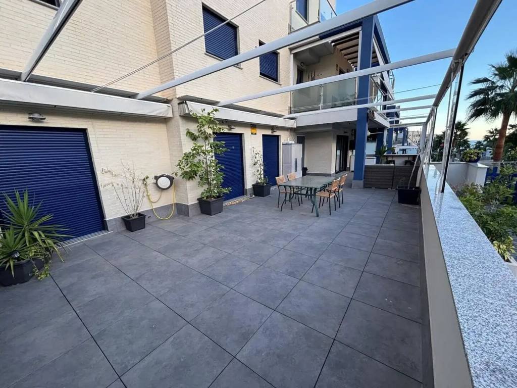 Piso de 110 m² en Almuñécar