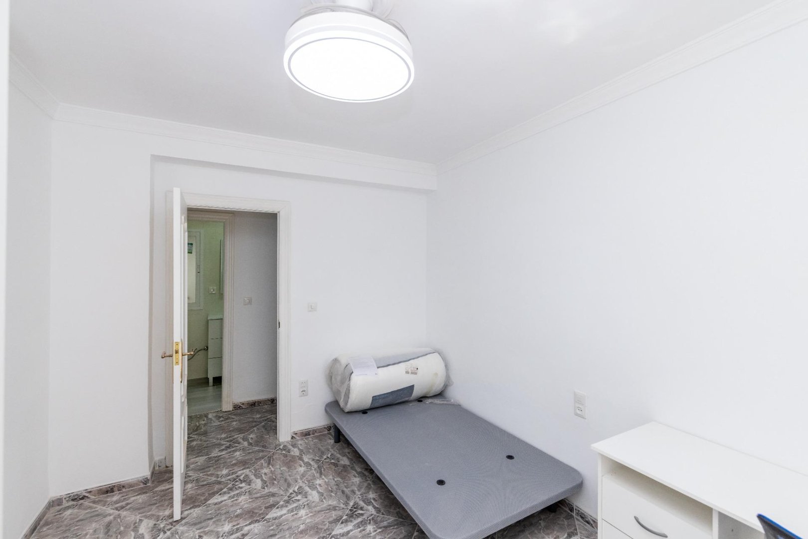 Piso de 98 m² en Granada