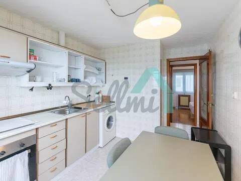 Piso de 80 m² en Oviedo
