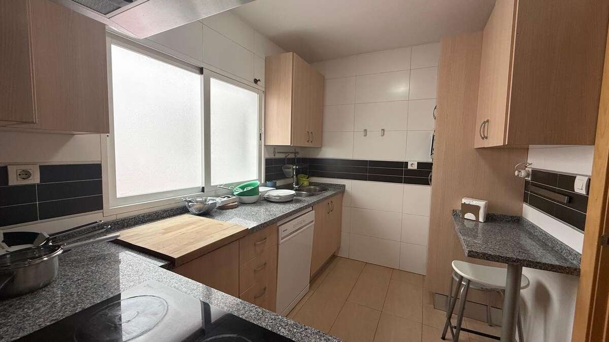 Piso de 90 m² en Granada