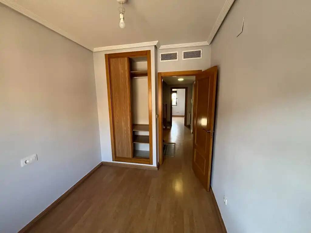 Casa de 260 m² en Albacete