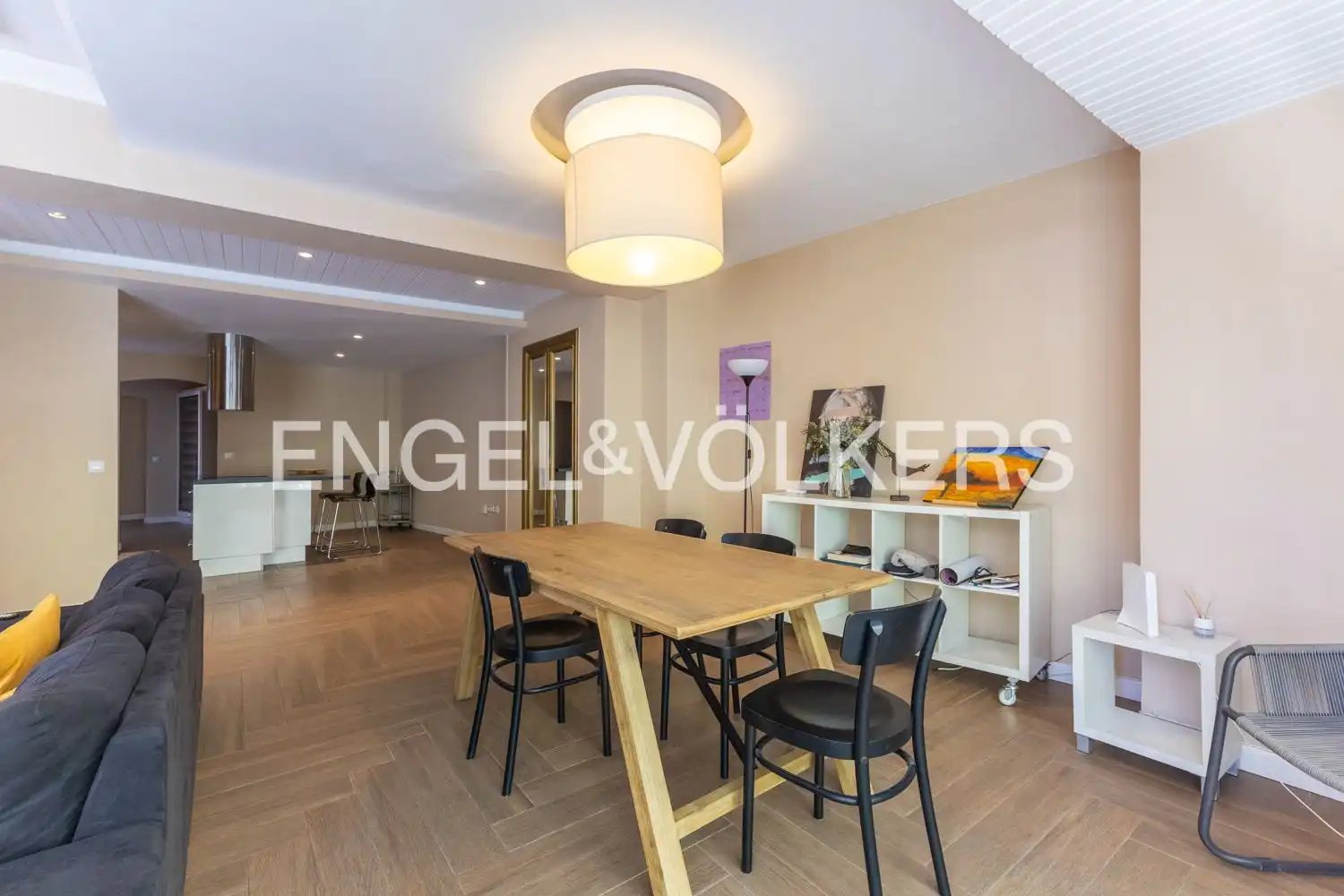 Wohnung 132 m² in Valencia