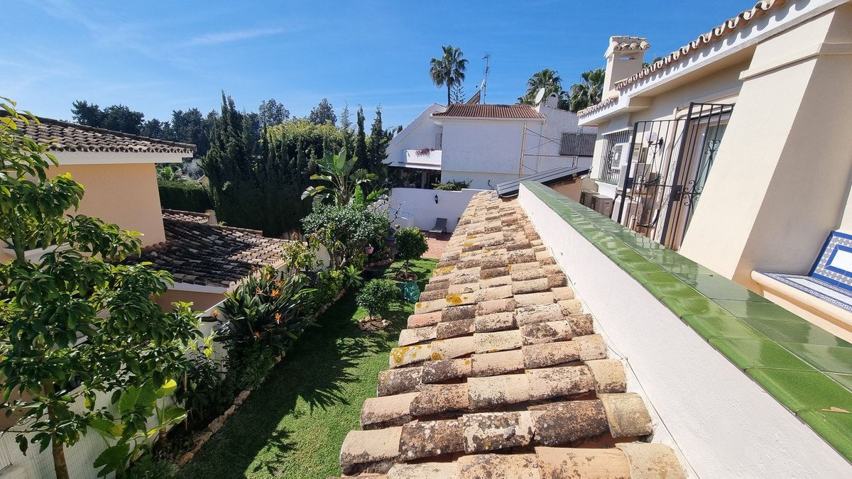 Casa de 593 m² en Luque