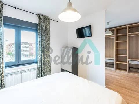 Pis de 86 m² a Oviedo