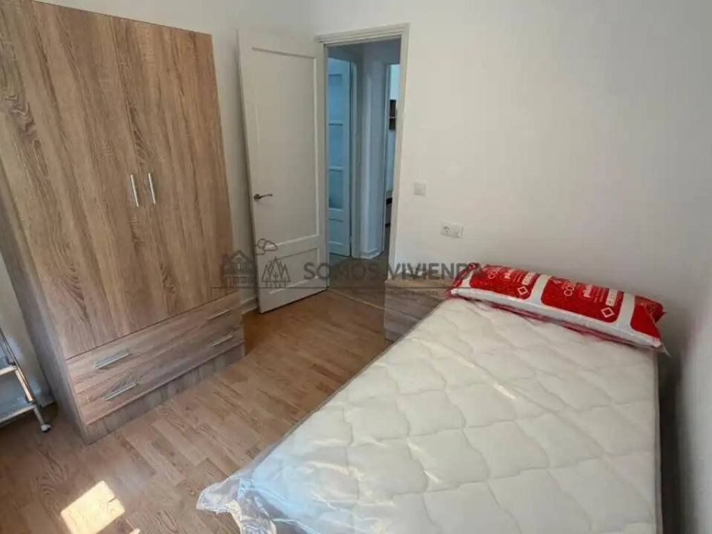 Piso de 86 m² en Ourense
