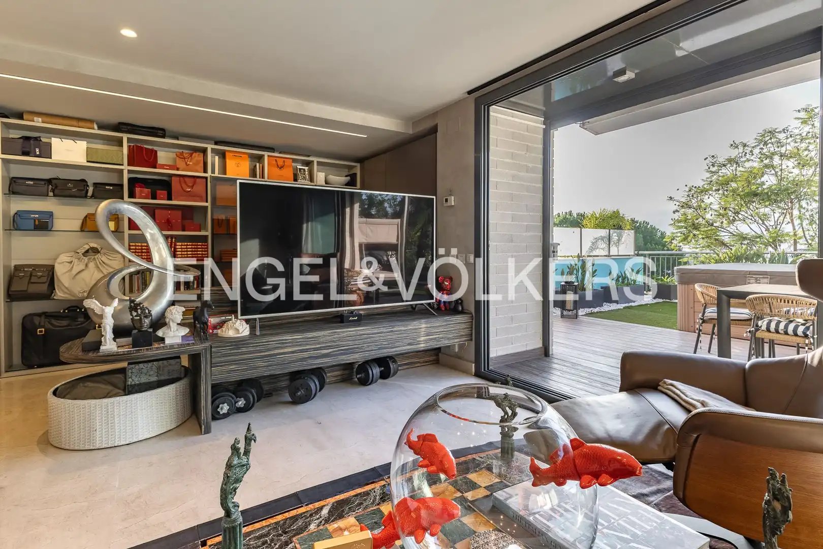 Casa de 305 m² a Tiana