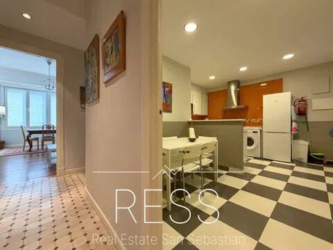 Pis de 136 m² a Sant Sebastià