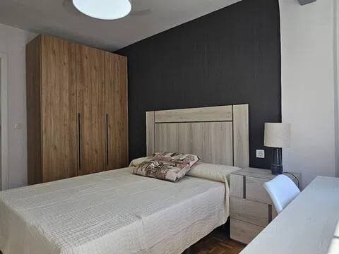 Habitación 130 m², Alicante