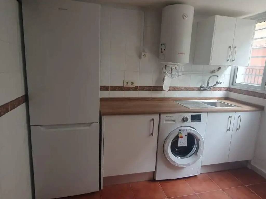 Piso de 140 m² en Huétor Vega