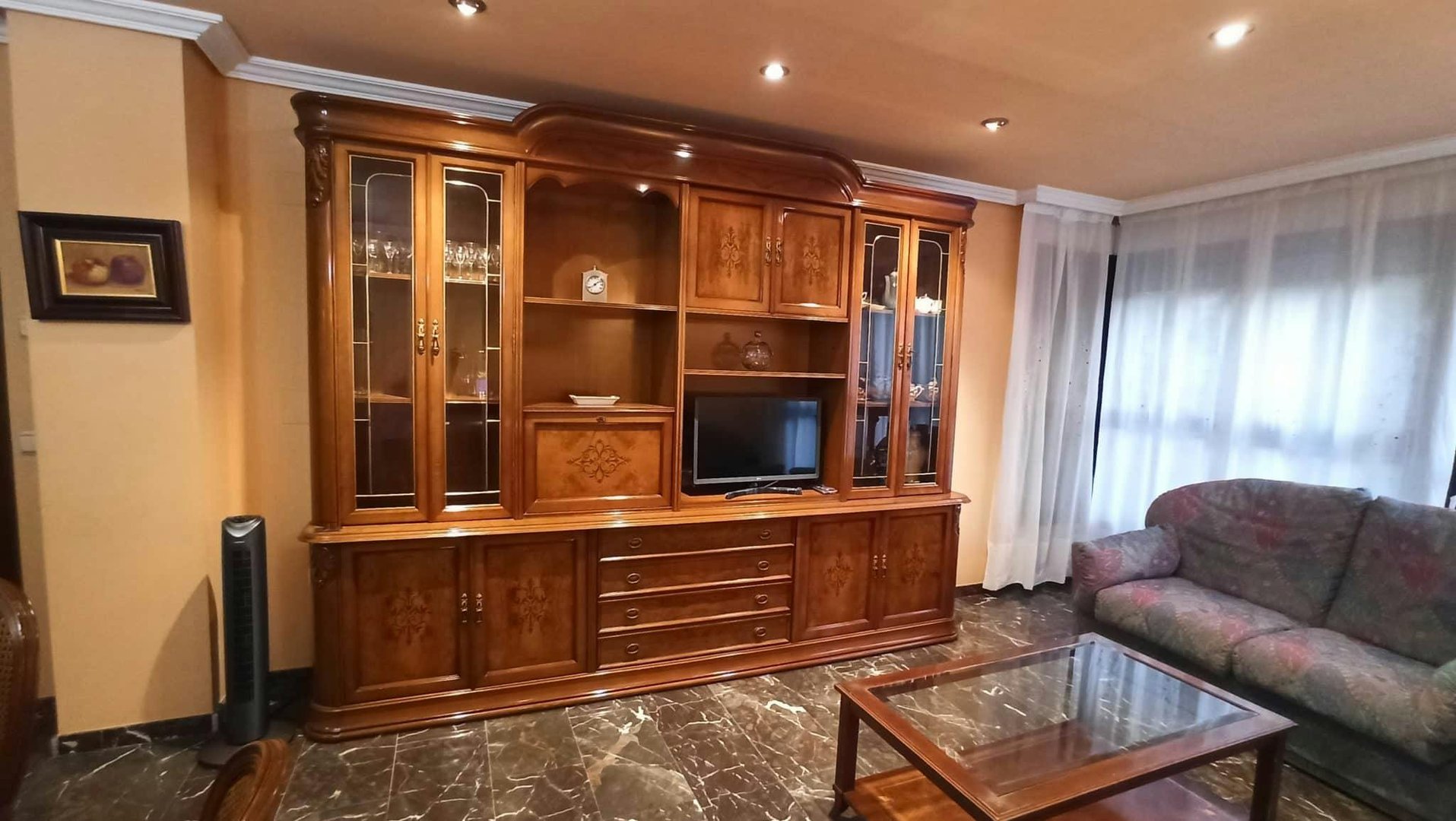 Habitació de lloguer, Aielo de Malferit