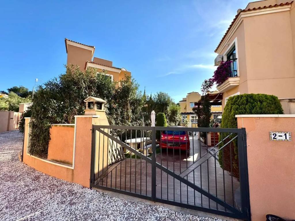 Casa de 115 m² en Orihuela