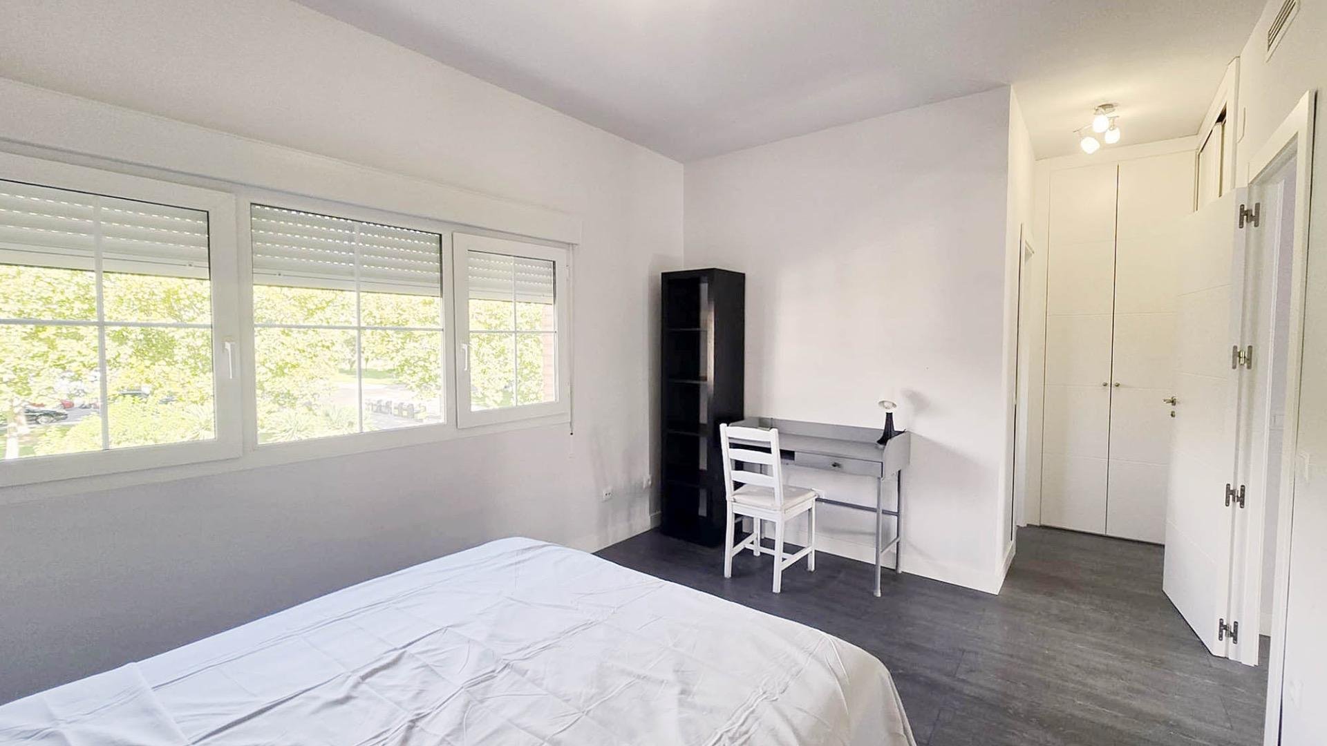 Zimmer 250 m², Villanueva de la Cañada