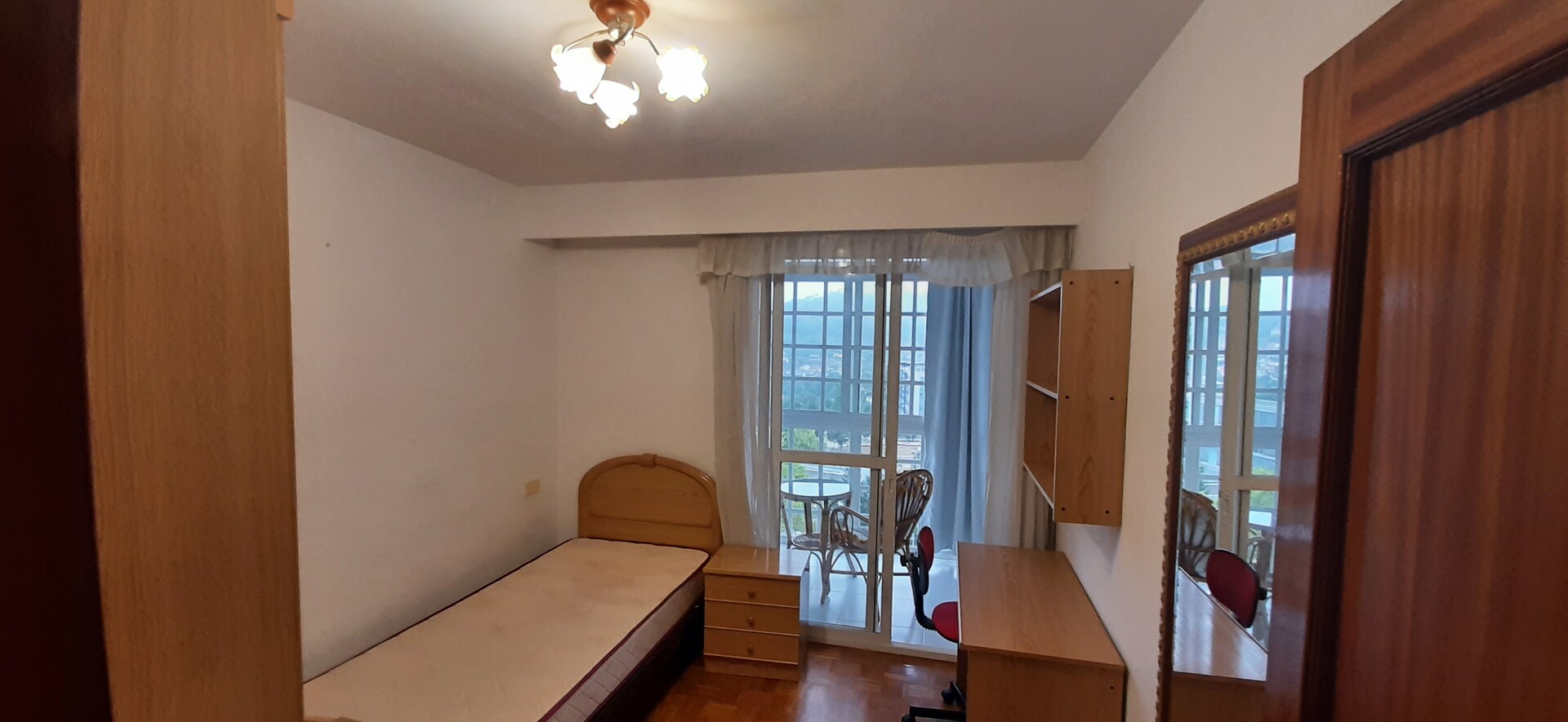 Piso de 85 m² en Ourense