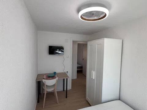 Habitación 100 m², Almería