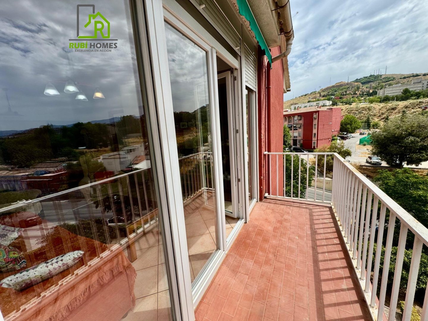Piso de 90 m² en Granada