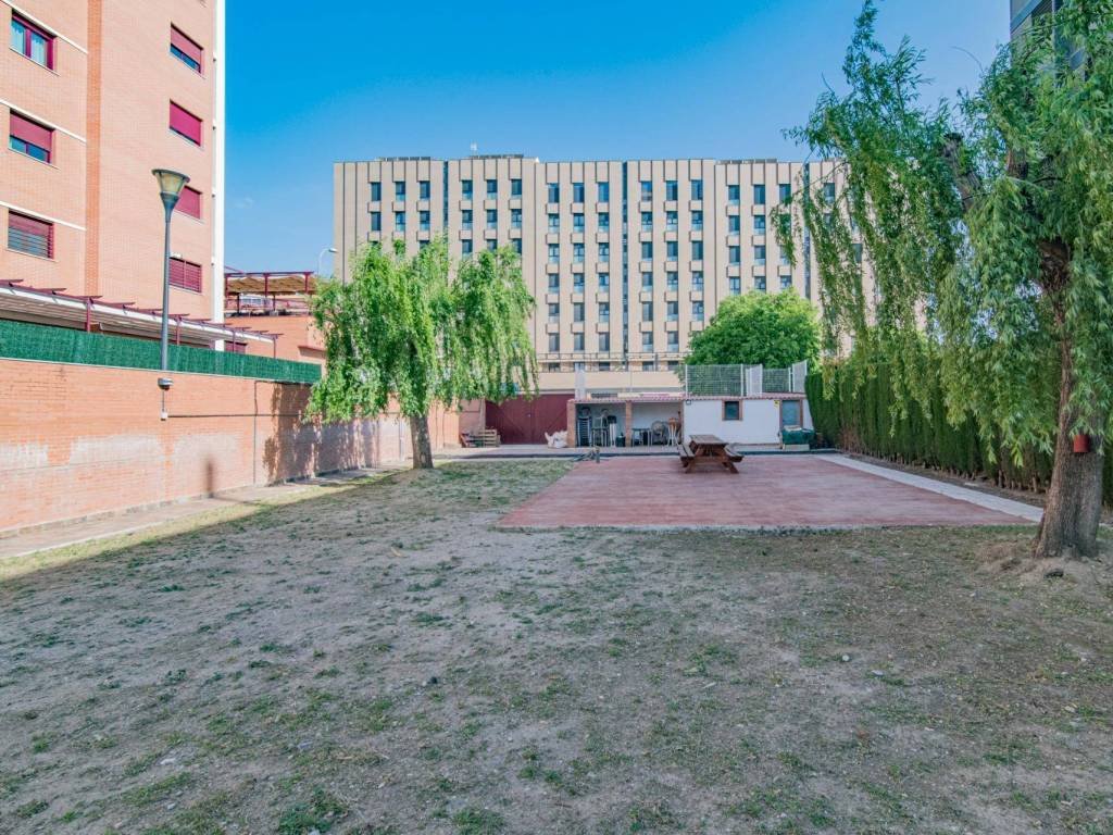 Piso de 101 m² en Granada