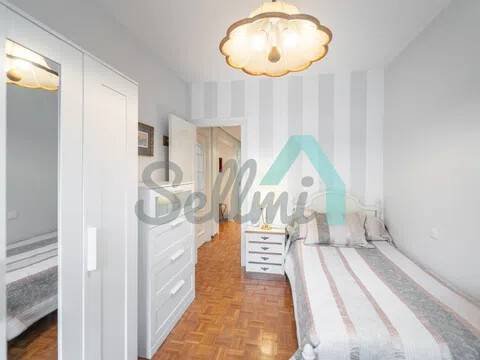 Piso de 107 m² en Oviedo