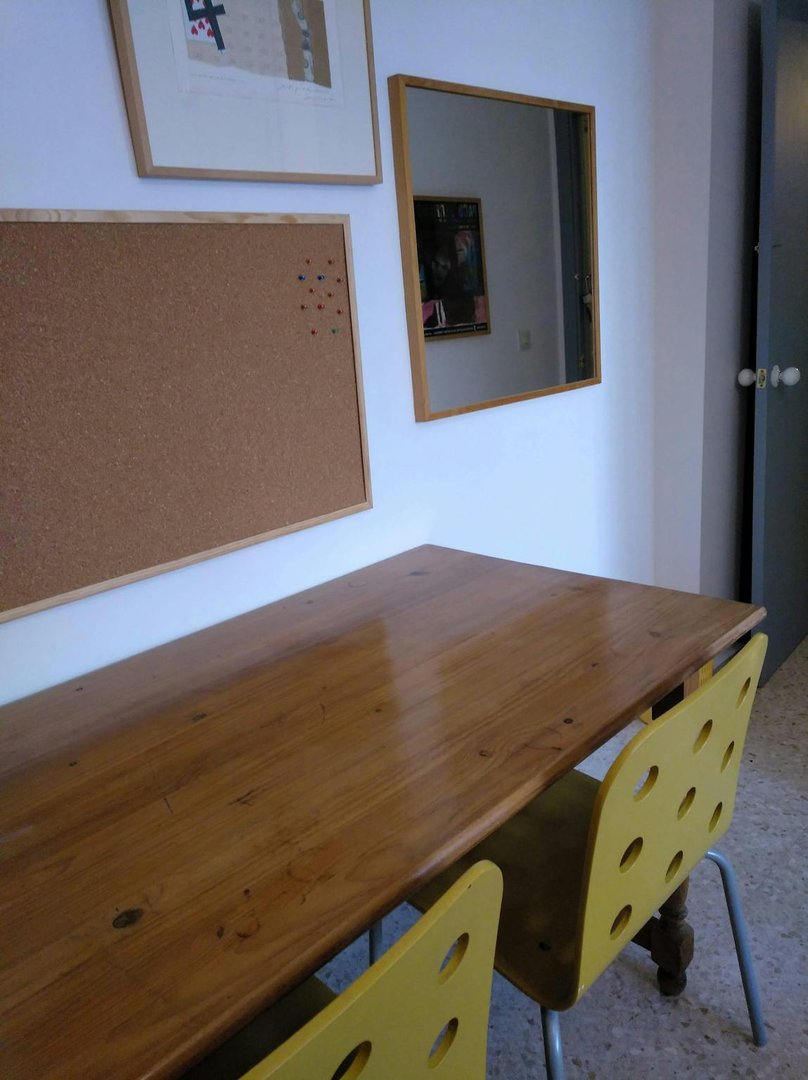 Habitación 9 m², Sevilla