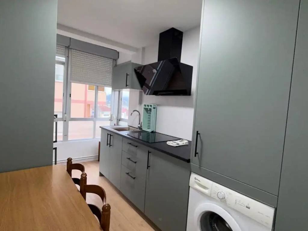 Pis de 82 m² a Ourense