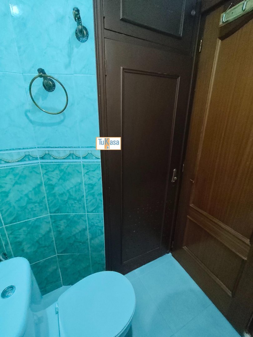 Habitación 110 m², Cáceres