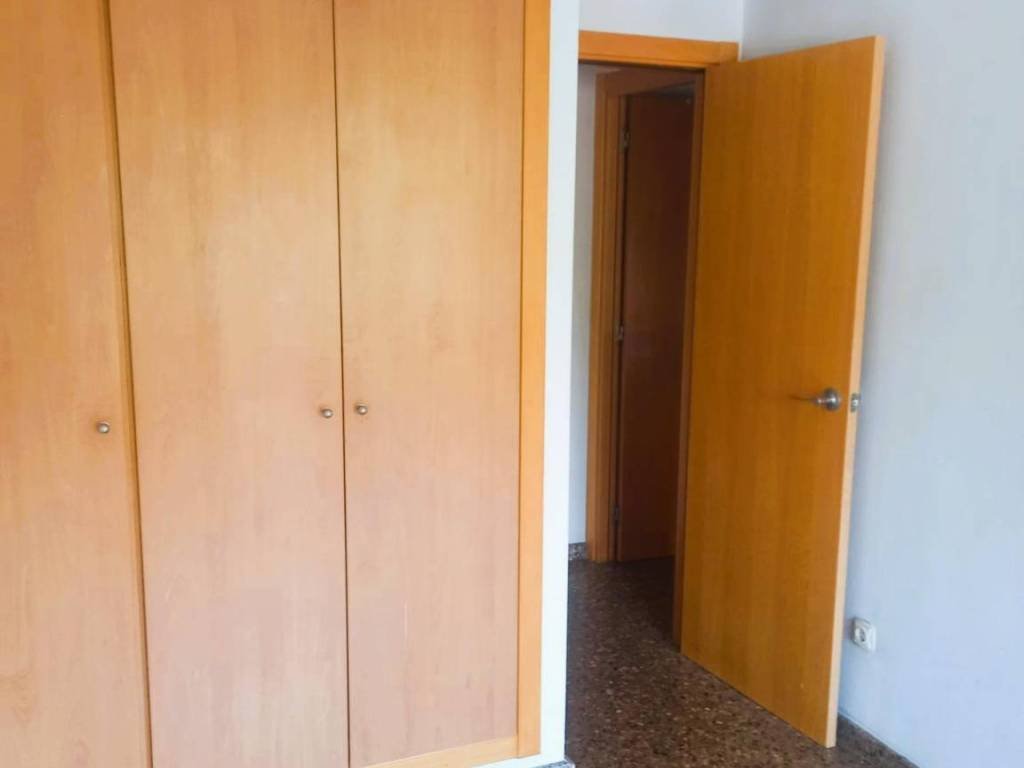 Piso de 90 m² en Paterna