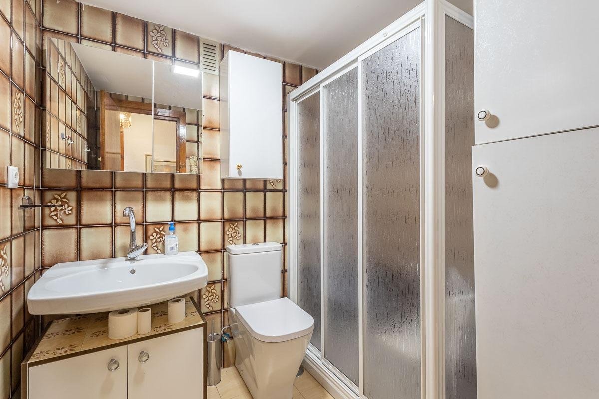 Piso de 96 m² en Granada