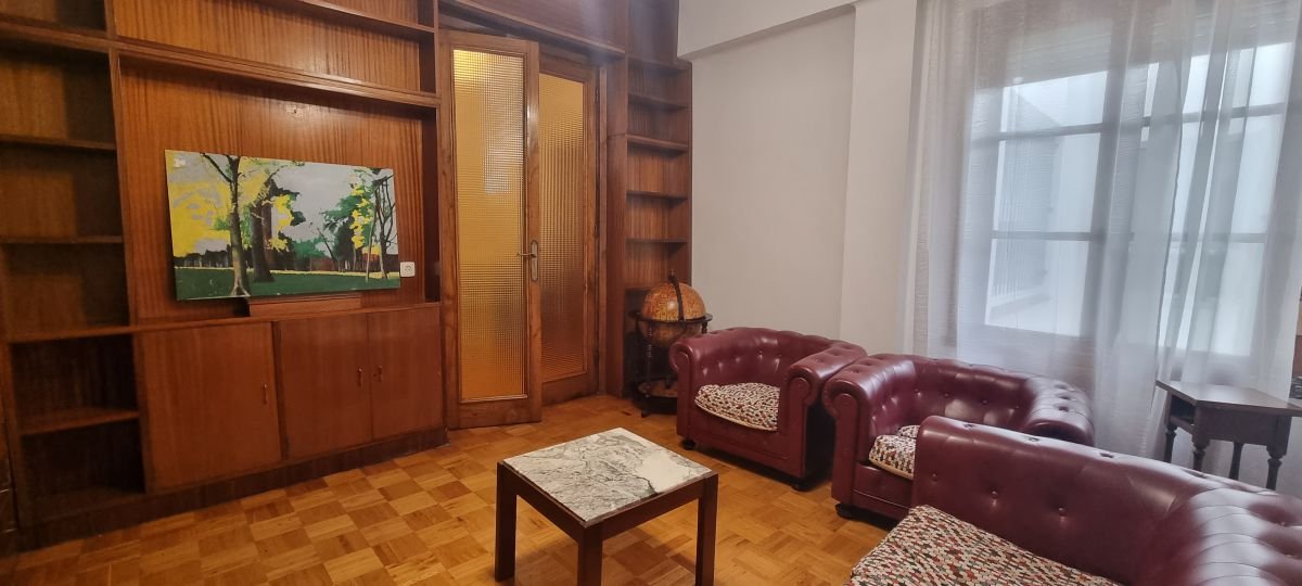 Piso de 163 m² en Oviedo