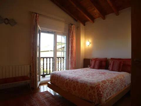 Casa de 216 m² a Udías