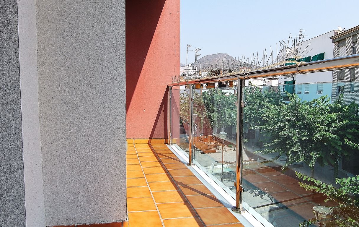 Piso de 110 m² en Motril