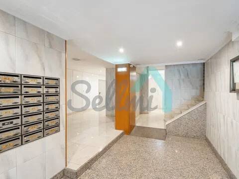 Piso de 81 m² en Oviedo