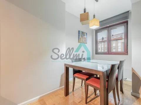Piso de 84 m² en Oviedo