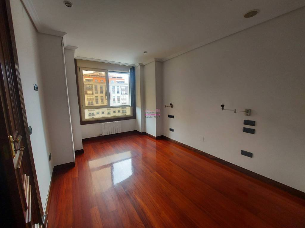Piso de 86 m² en Vigo