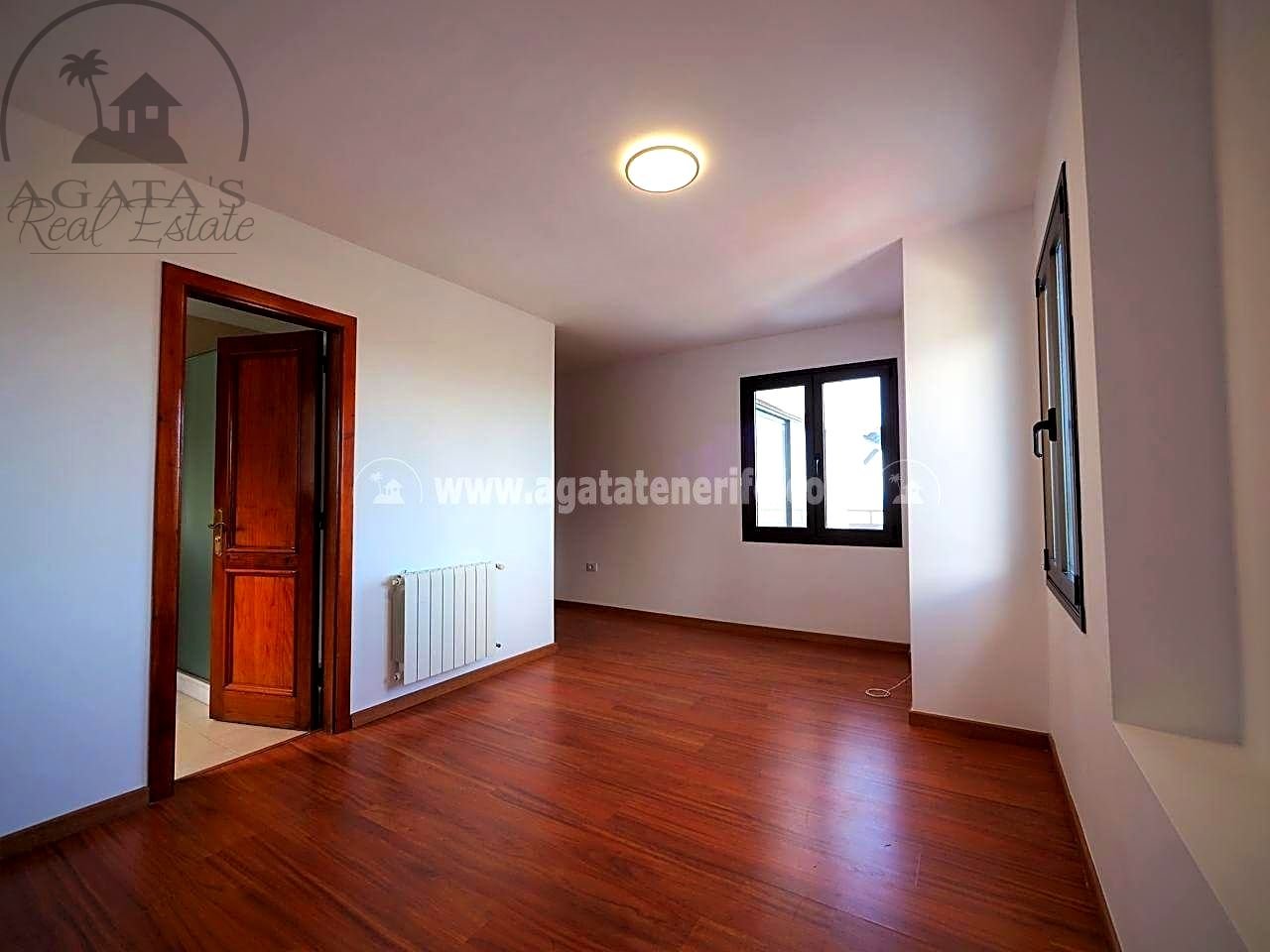 Квартира 143 м² у Puerto de la Cruz
