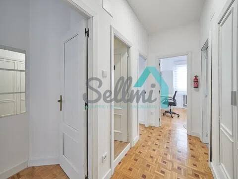 Piso de 106 m² en Oviedo