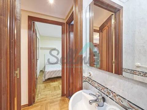 Pis de 82 m² a Oviedo