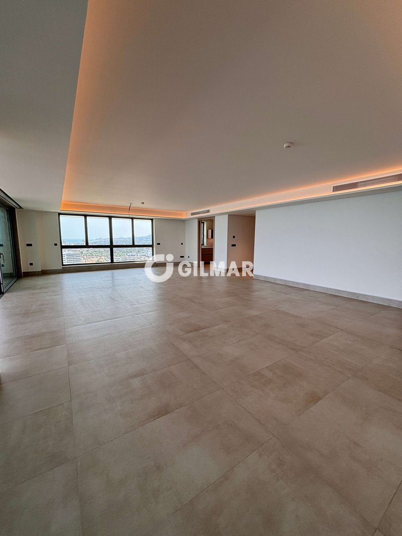 Wohnung 309 m² in Málaga