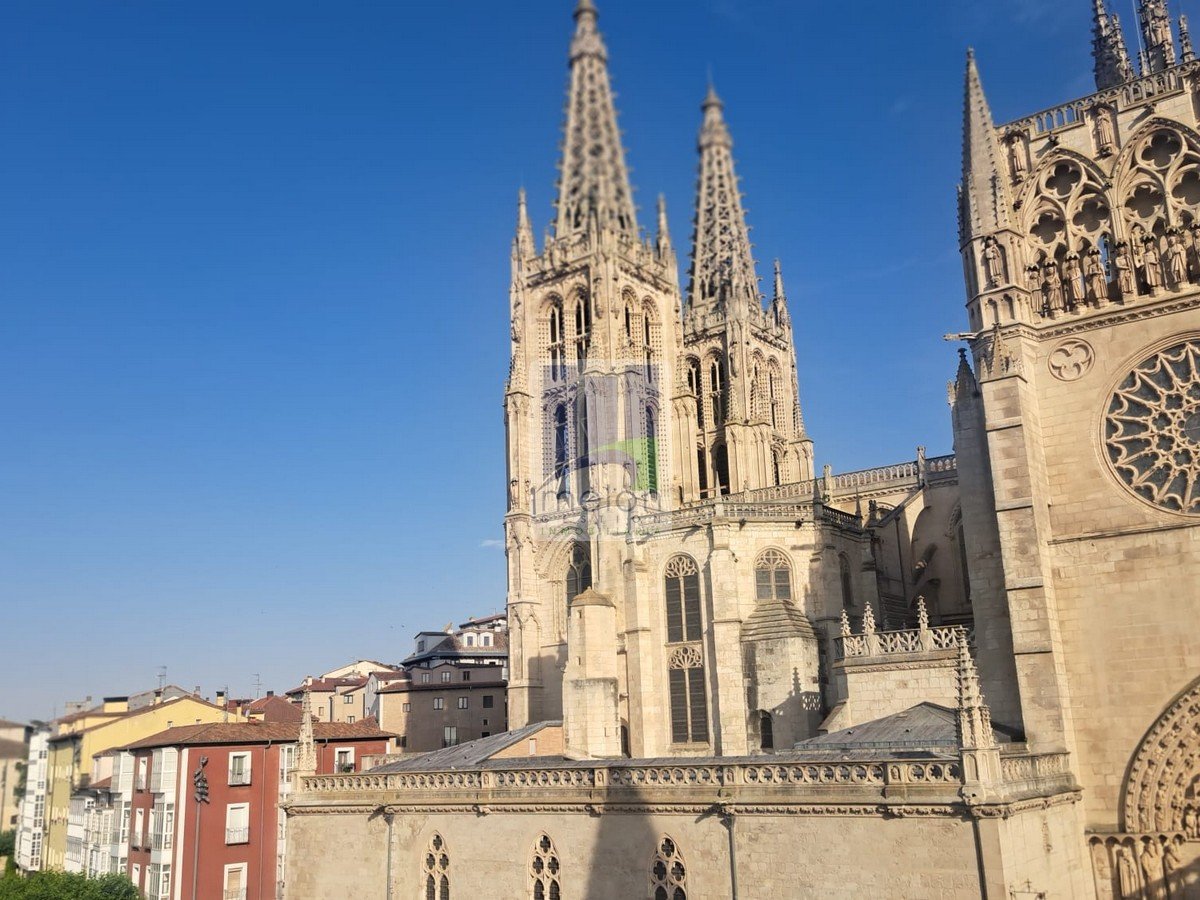 Piso de 130 m² en Burgos