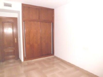 Pis de 95 m² a Còrdova